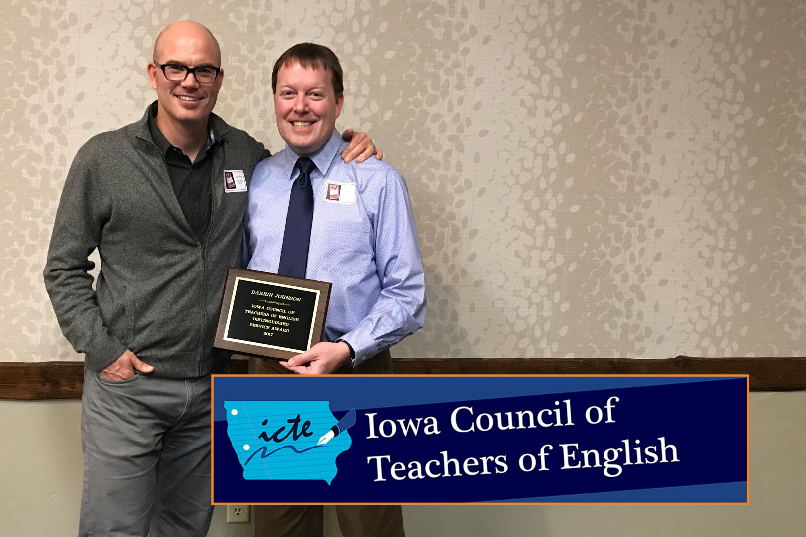 Darin Johnson receives Distinguished Service Award from ICTE