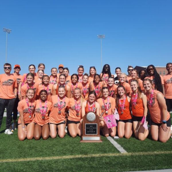 Girls team photo with runner-up trophy